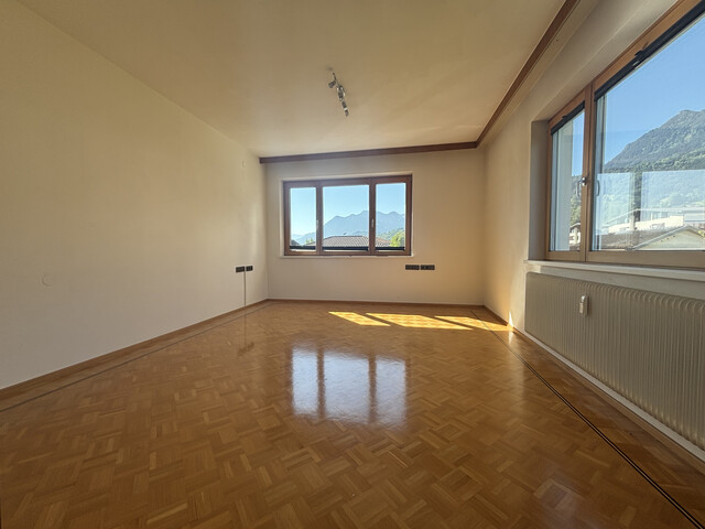 "ohne Provision" geräumige 4,5 Zimmer Wohnung mit Balkon und Blick auf die drei Schwestern