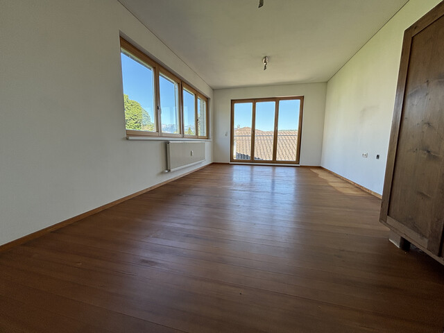 "ohne Provision" geräumige 4,5 Zimmer Wohnung mit Balkon und Blick auf die drei Schwestern