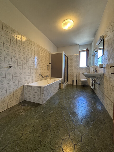"ohne Provision" geräumige 4,5 Zimmer Wohnung mit Balkon und Blick auf die drei Schwestern
