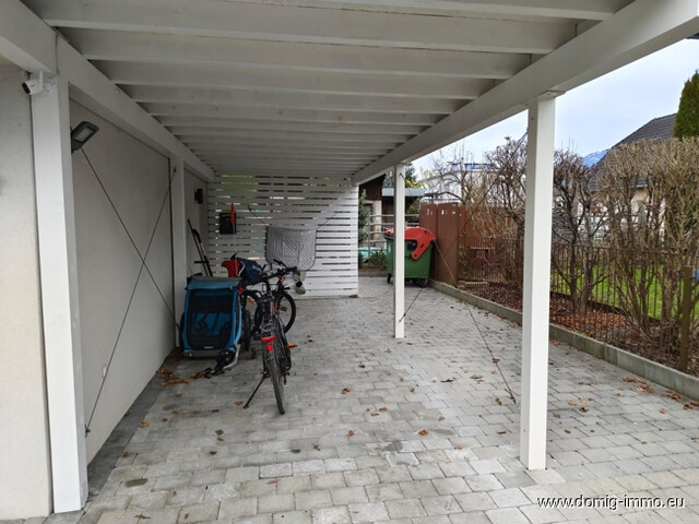 Stilvolles Einfamilienhaus mit Einliegerwohnung, Designausstattung & Traumgarten