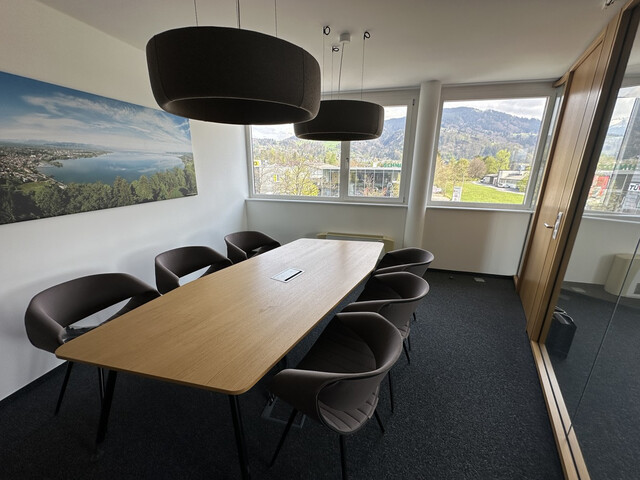 Moderne, helle Bürofläche in attraktivem Gewerbehaus in Dornbirn / Schwefel