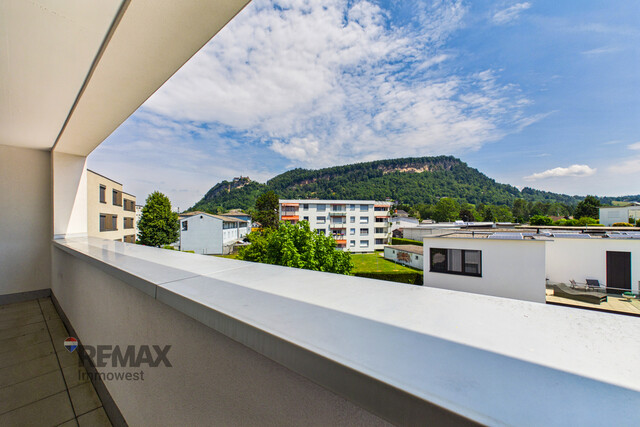 Traumhafte Starterwohnung in Wolfurt: Zwei Zimmer, große Terrasse und Blick auf den Gebhardsberg