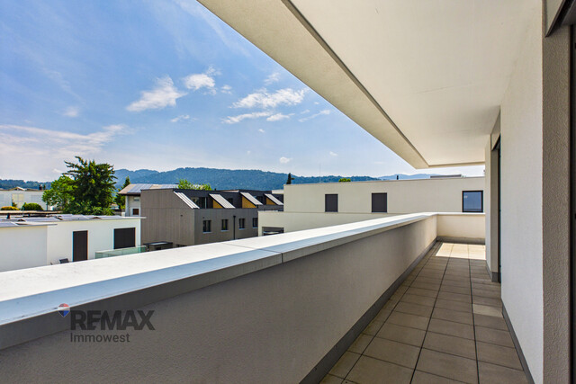 Traumhafte Starterwohnung in Wolfurt: Zwei Zimmer, große Terrasse und Blick auf den Gebhardsberg