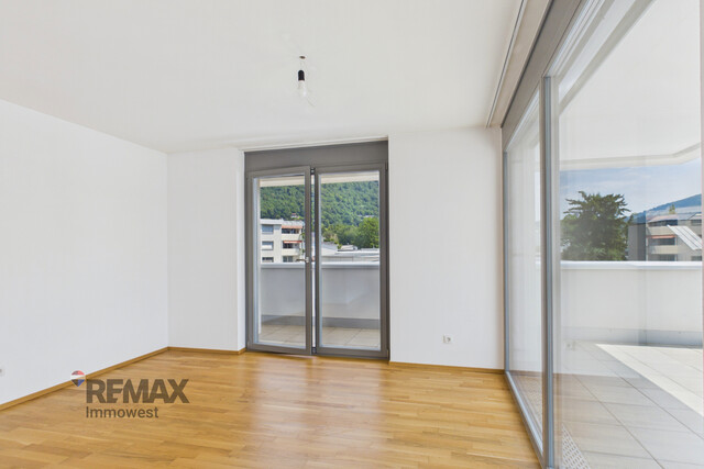 Traumhafte Starterwohnung in Wolfurt: Zwei Zimmer, große Terrasse und Blick auf den Gebhardsberg