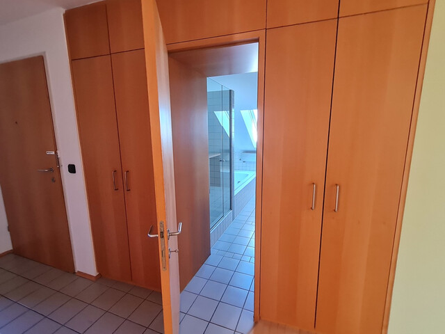 Charmante 4-Zimmer-Dachgeschosswohnung mit großzügiger Terrasse in guter Lage in Lustenau zu vermieten