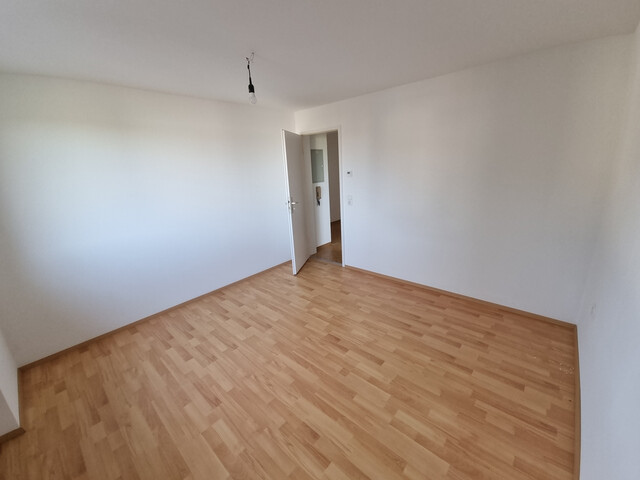 Schöne, geräumige Wohnung mit 7 m² Balkon und 1 m² Keller