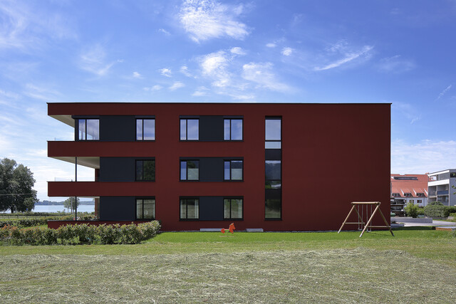 traumhafte Gartenwohnung mit riesiger Terrasse und Seesicht 