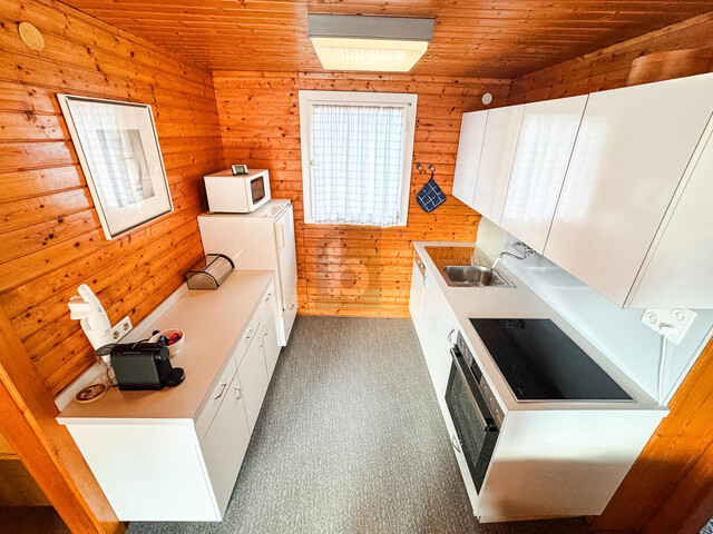 DIREKT AM WASSER: TRAUMHAFTES BOOTSHAUS IN SONNIGER LAGE