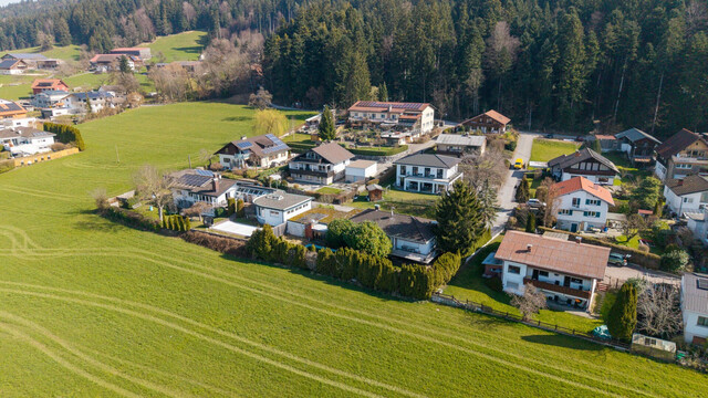 Traumhaftes Baugrundstück mit Altbestand - 800m² in Hörbranz mit Seeblick