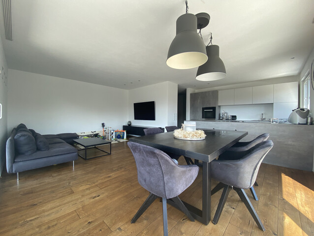 Exklusive Penthouse-Wohnung |  Terrasse | Mäder