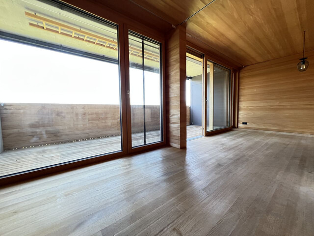 NEUWERTIGE 3 ZIMMER WOHNUNG MIT TRAUMHAFTER AUSSICHT!