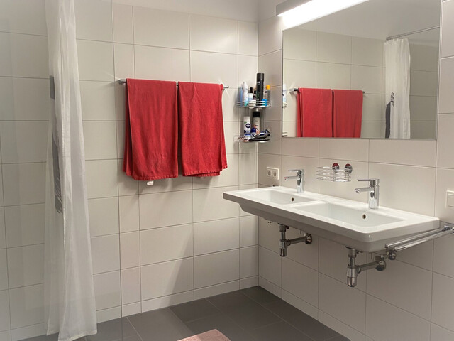 Familiäre sonnige 3 Zimmer Wohnung mit TG-Stellplatz