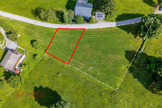 Ferienwidmung inklusive: Baugrundstücke auf Bazora verfügbar