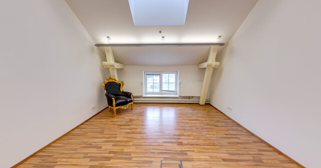 Top Büro/Praxis 25m² in Nenzing, 2. Etage, Aufzug, nur 432€ Miete!