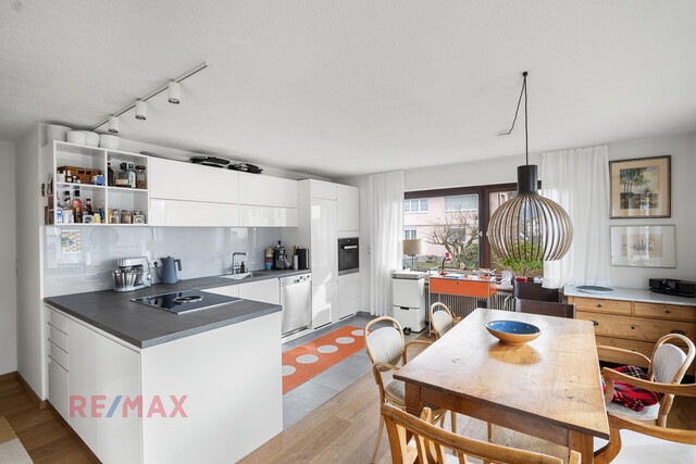 Zweiparteienhaus in Lauteracher Toplage mit fast 1.000m² Grundstück