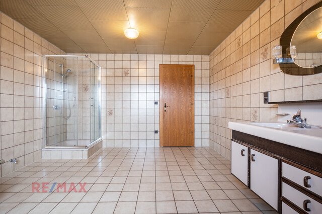 Zweiparteienhaus in Lauteracher Toplage mit fast 1.000m² Grundstück