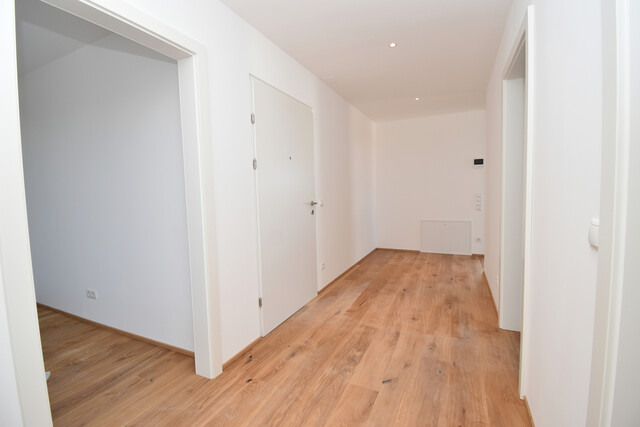 Nagelneue 3-Zimmer Wohnung in einer Sackgasse