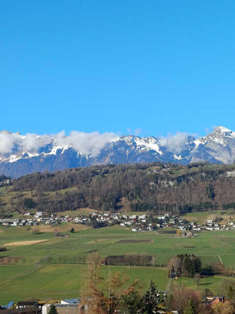 wunderschöne Panorama-Dachgeschosswohnung