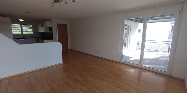 Helle Drei-Zimmerwohnung mit Ausblick über Götzis in ruhiger Lage am Wald