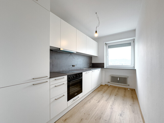 Modern sanierte 3-Zimmer-Wohnung mit Balkon und Garage in zentraler Lage von Hohenems