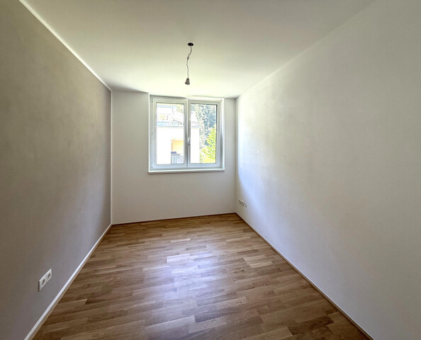 Neuwertige 4-Zi-Wo mit attraktivem Preis! 