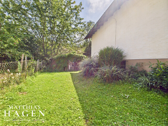 Grundstück mit Altbestand in toller Wohnlage