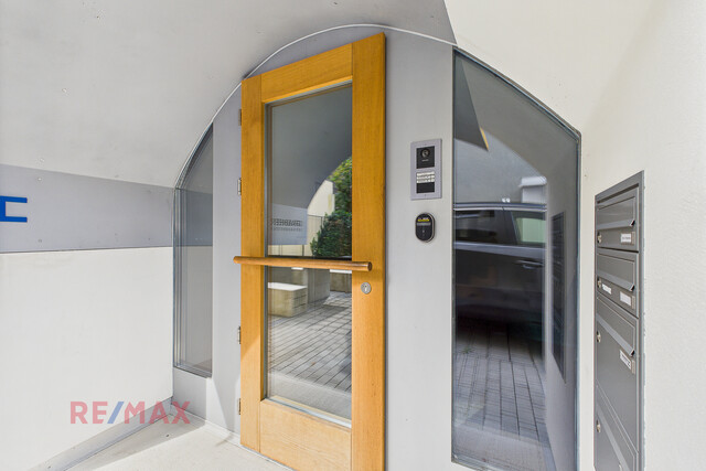 Think Big – Start Classy: Bürofläche mit Weitblick