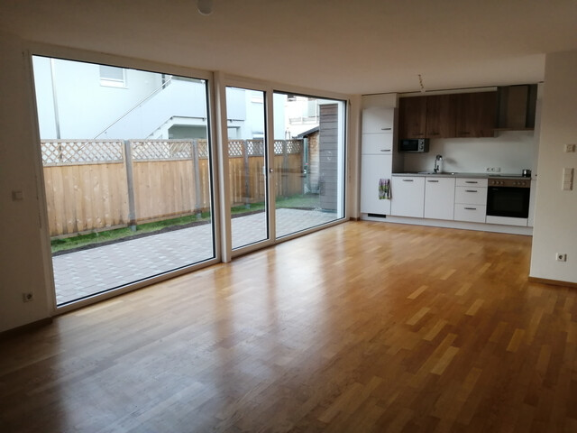 Renovierte 4 Zimmer Gartenwohnung