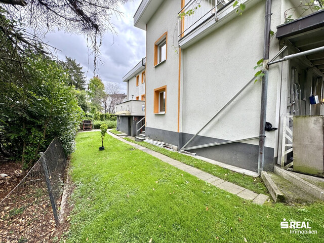 Modernisiertes Mehrfamilienhaus mit zwei großzügigen Wohnungen