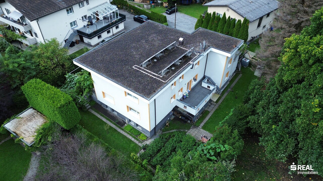 Modernisiertes Mehrfamilienhaus mit zwei großzügigen Wohnungen