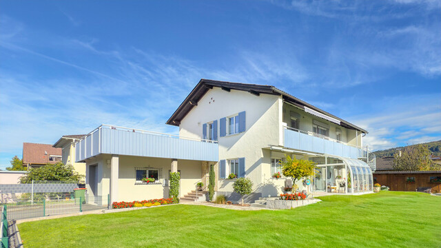 Feldkirch | Großzügiges Haus mit zwei Wohnungen in ruhiger Aussichtslage