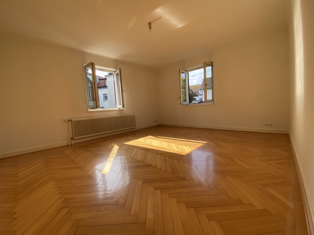 "ohne Provision" helle 2,5 Zimmer Wohnung in zentraler Lage