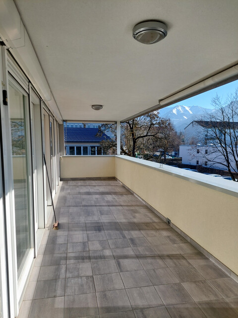 Stilvolle 5-Zimmer Dachgeschosswohnung mit Traumterrasse