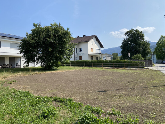 Sonniges Baugrundstück in Lauterach – 360 m² für Ihr Einfamilienhaus in Top-Lage