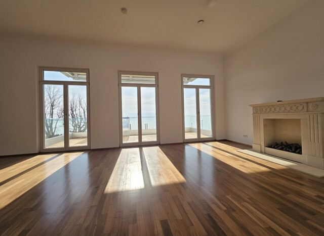 Direkte Seelage: Hochwertige 4-Zimmerwohnung, Traum-Seeblick in Lochau zum mieten!