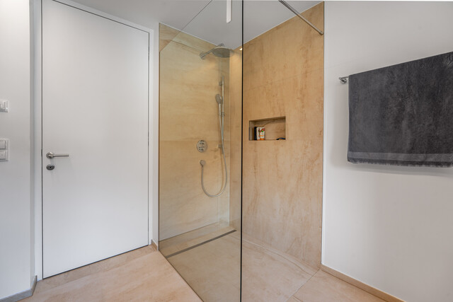 3-Zimmer-Dachgeschosswohnung / W14 MIETE