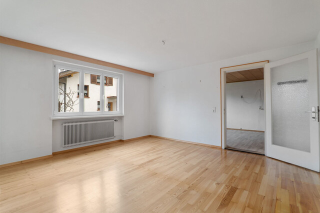 Bebautes Grundstück mit Einfamilienhaus in idyllischer Familienlage