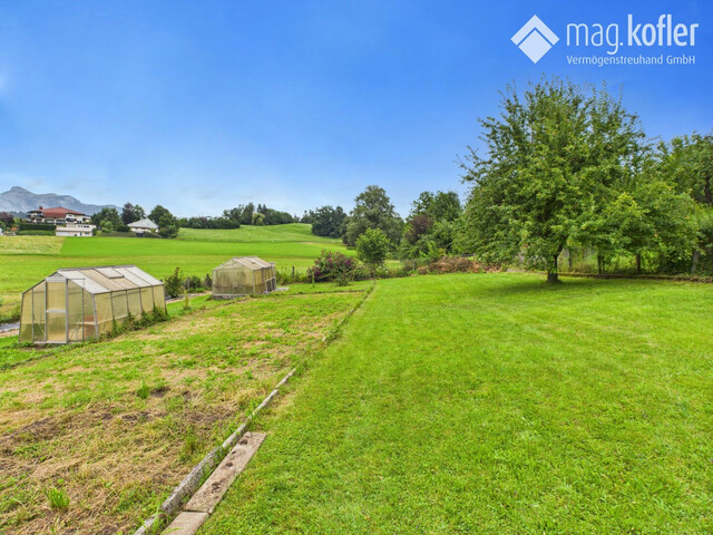 Wohnen mit Weitblick – Zweifamilienhaus mit Gartenidylle mitten in Feldkirch