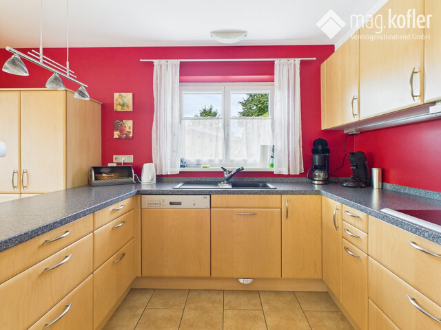 Wohnen mit Weitblick – Zweifamilienhaus mit Gartenidylle mitten in Feldkirch