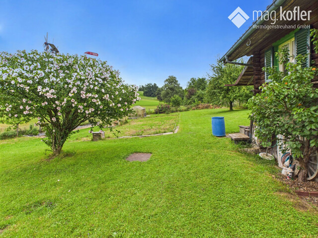 Wohnen mit Weitblick – Zweifamilienhaus mit Gartenidylle mitten in Feldkirch