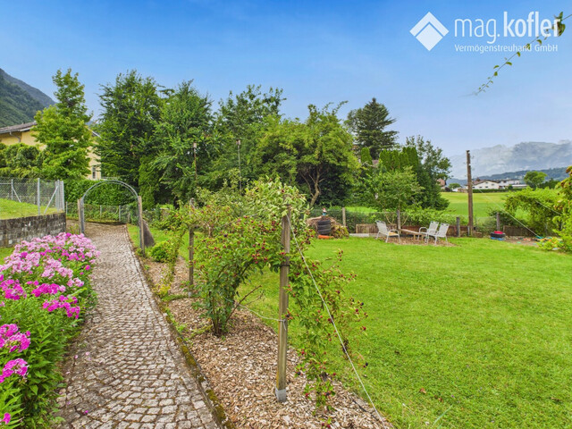 Wohnen mit Weitblick – Zweifamilienhaus mit Gartenidylle mitten in Feldkirch