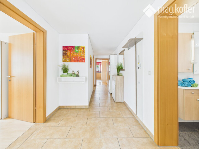 Wohnen mit Weitblick – Zweifamilienhaus mit Gartenidylle mitten in Feldkirch