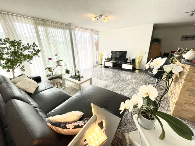 helle Dachgeschosswohnung mit wunderbarer Terrasse - Ideal zum Kaufen!