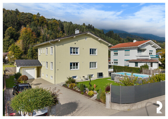 MEHRFAMILIENHAUS  I BLUDESCH I 790 m² GST  I