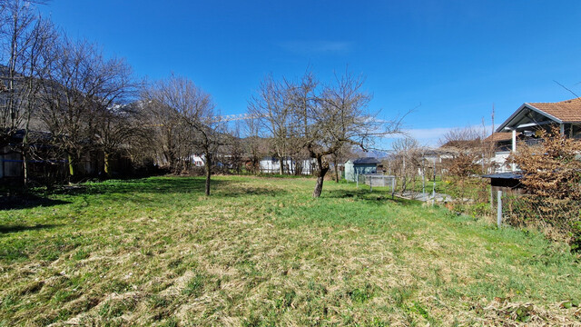 Grundstück in ruhiger Lage zu verkaufen