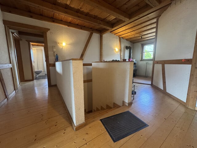 Charmante Altbau-Dachgeschosswohnung in zentraler Lage von Satteins