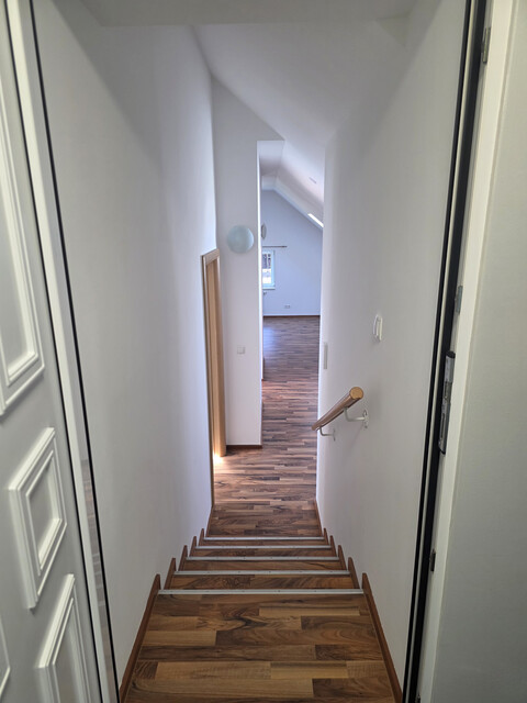 Geräumige 2 Zimmerwohnung mit Parkplatz, Abstellraum und Fahrradabstellplatz in Top-Lage!