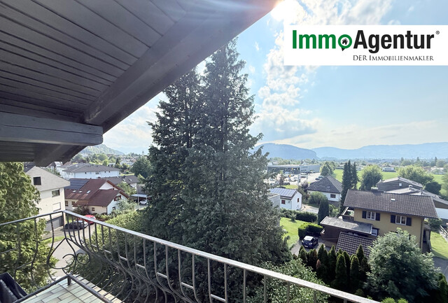 2,5 Zimmer Wohnung |
Götzis | Garten | Balkon | Stellplatz