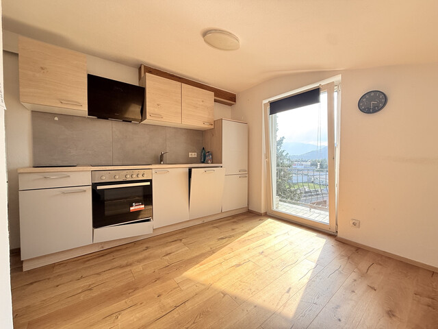 2,5 Zimmer Wohnung |
Götzis | Garten | Balkon | Stellplatz