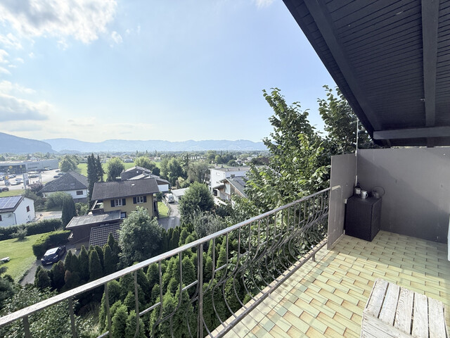 2,5 Zimmer Wohnung |
Götzis | Garten | Balkon | Stellplatz